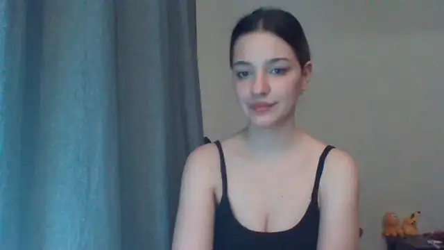 EvelineMagnetic online show from June 2026 08:31:02 PM