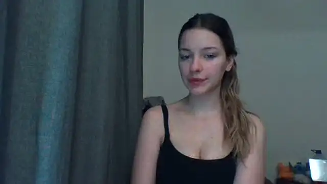 EvelineMagnetic online show from June 2026 08:33:02 PM
