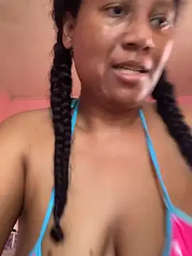 Snapshot of Eirondra_valeen chatting on July 2026 02:12:01 PM Eirondra valeen online show from July 2026 02:12:01 PM