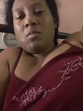 Snapshot of Eirondra_valeen chatting on July 2026 02:14:02 AM Eirondra valeen online show from July 2026 02:14:02 AM