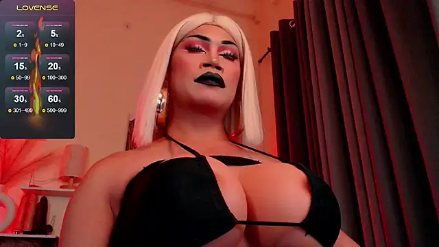 deliciousClaire online show from April 2026 07:28:01 PM