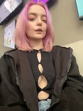 aka Blonde online show from March 2026 05:35:02 AM