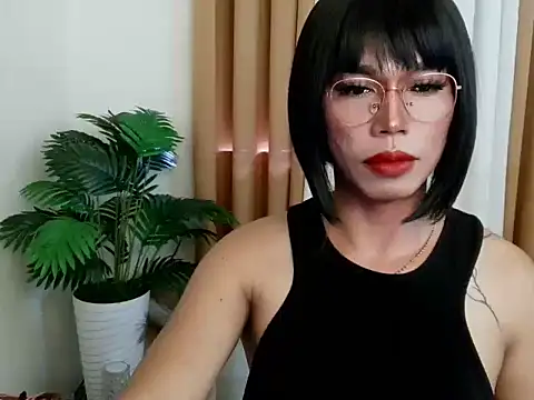 Snapshot of AmandaSmithTs chatting on February 2026 02:43:01 AM AmandaSmithTs online show from February 2026 02:43:01 AM