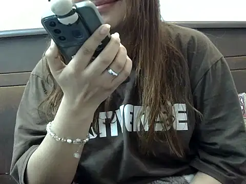 Snapshot of AngelAnaya018 chatting on February 2026 07:01:02 PM AngelAnaya018 online show from February 2026 07:01:02 PM