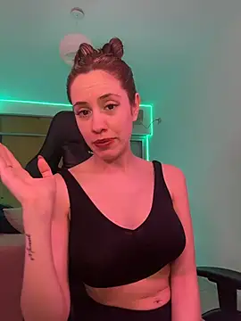 LolaSB online show from July 2026 11:36:01 PM