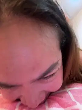 Snapshot of Ponthip chatting on February 2026 08:14:01 PM Ponthip online show from February 2026 08:14:01 PM