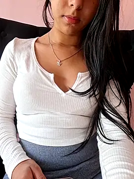 Snapshot of jade03_ chatting on February 2026 05:52:01 PM jade03 online show from February 2026 05:52:01 PM