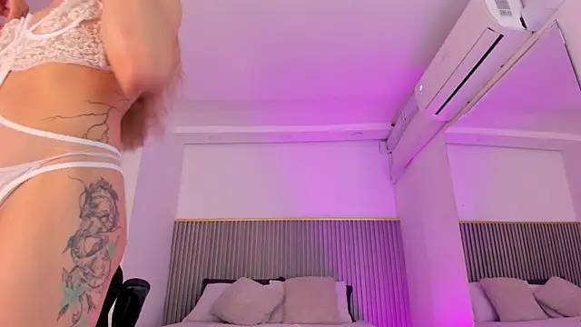 ashvalentine online show from February 2026 07:54:01 PM