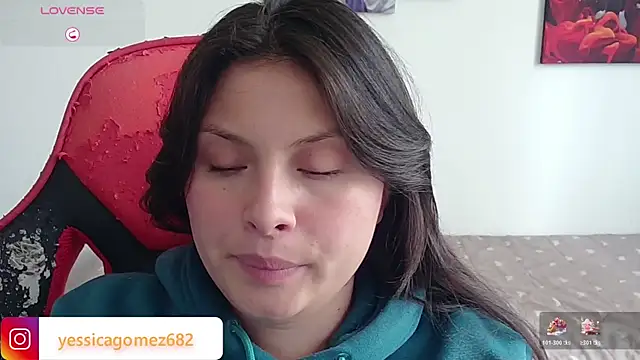 Snapshot of yessica_gomez01 chatting on January 2026 08:47:01 PM yessica gomez01 online show from January 2026 08:47:01 PM