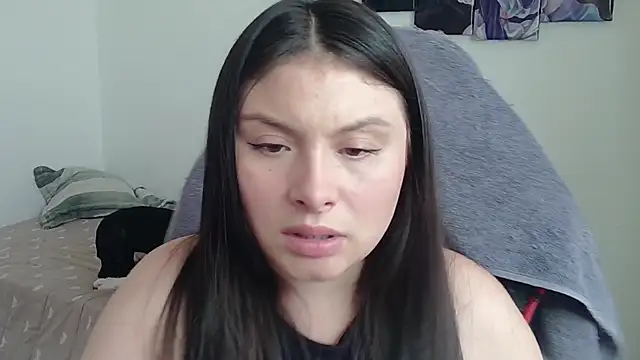 Snapshot of yessica_gomez01 chatting on February 2026 10:04:02 PM yessica gomez01 online show from February 2026 10:04:02 PM