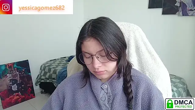 Snapshot of yessica_gomez01 chatting on February 2026 01:37:02 PM yessica gomez01 online show from February 2026 01:37:02 PM