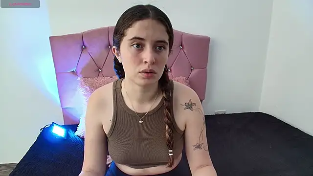 Cherry Boomxx online show from March 2026 05:49:02 PM