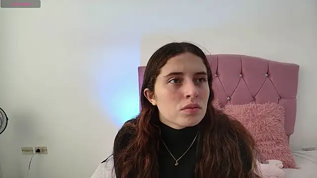 Cherry Boomxx online show from March 2026 05:52:02 PM