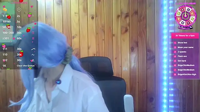 Snapshot of Frankie_boygirl chatting on April 2026 07:55:02 PM Frankie boygirl online show from April 2026 07:55:02 PM