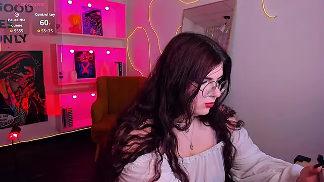 Snapshot of Siena_aa chatting on February 2026 09:05:02 PM Siena aa online show from February 2026 09:05:02 PM