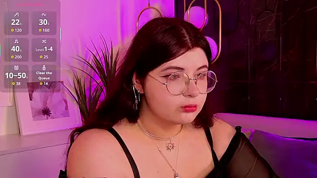 Snapshot of Siena_aa chatting on March 2026 09:20:01 PM Siena aa online show from March 2026 09:20:01 PM