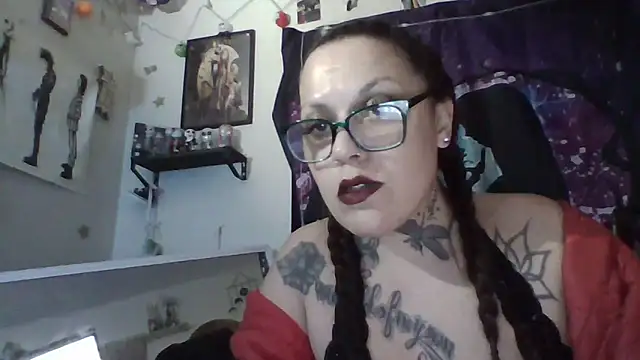 Sillyofm3 online show from February 2026 10:00:01 AM