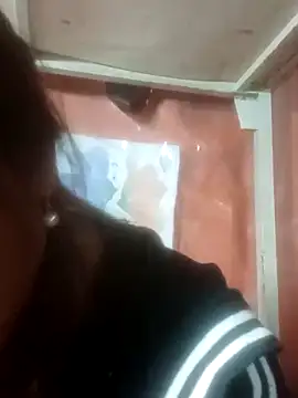 jjennyyy online show from March 2026 03:49:01 PM