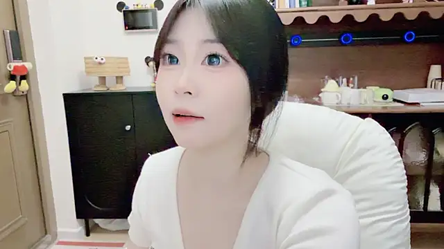 Onefiona online show from June 2026 11:58:01 AM