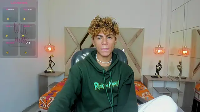 Anyelo Twink online show from May 2026 05:13:01 AM