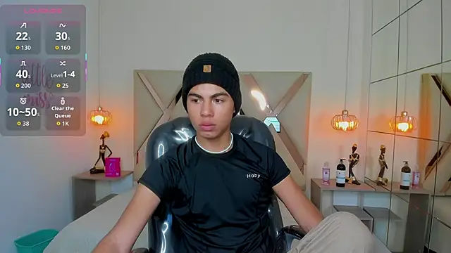 Anyelo Twink online show from May 2026 04:20:02 AM