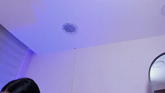 lilith petit  online show from May 2026 01:17:02 PM