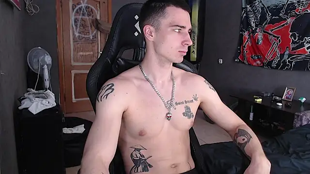 Snapshot of Jack_loveeee chatting on June 2026 08:29:02 AM Jack loveeee online show from June 2026 08:29:02 AM