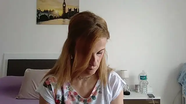 Clara1986 online show from June 2026 09:26:02 AM