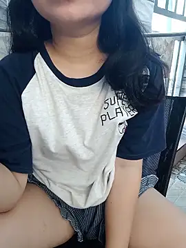 EnzxMoon02 online show from May 2026 05:57:02 AM