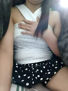 Snapshot of Vanvan68xx chatting on February 2026 10:26:01 PM Vanvan68xx online show from February 2026 10:26:01 PM