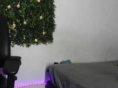 CherryH0ttie online show from May 2026 10:48:01 PM