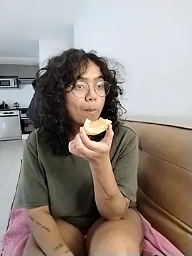 therealsun8 online show from February 2026 08:53:02 AM