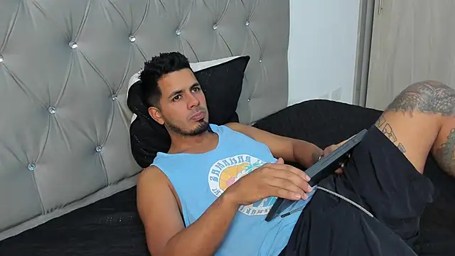 Snapshot of Kiltrohot chatting on February 2026 11:01:01 PM Kiltrohot online show from February 2026 11:01:01 PM