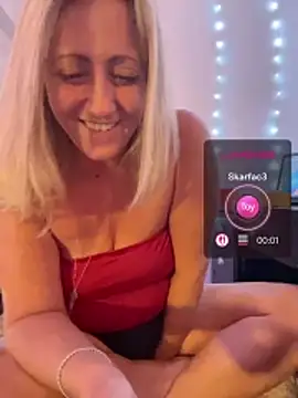 FoxyMillie online show from June 2026 07:10:01 AM