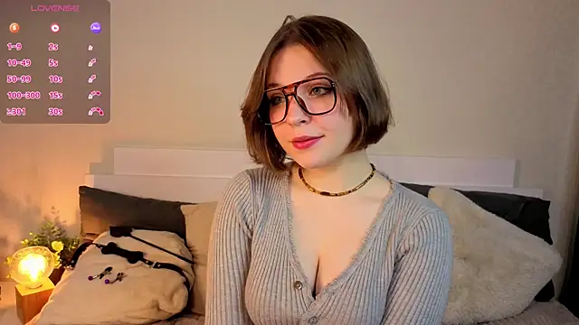 Next2Marie online show from April 2026 05:56:01 AM