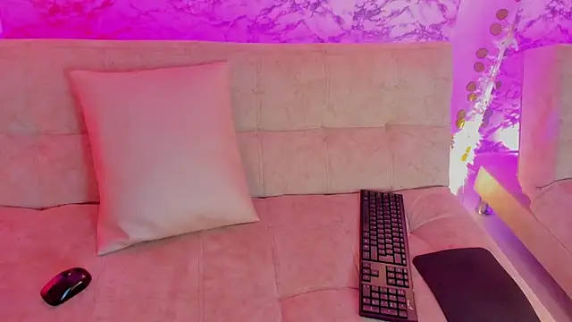 Snapshot of soffi_joness23 chatting on February 2026 07:10:01 PM soffi joness23 online show from February 2026 07:10:01 PM