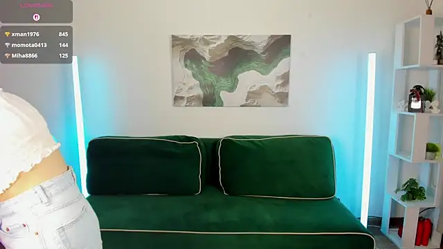 Snapshot of tracy_aw chatting on February 2026 07:51:01 AM tracy aw online show from February 2026 07:51:01 AM