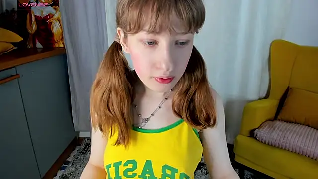 Snapshot of tracy_aw chatting on February 2026 06:58:02 AM tracy aw online show from February 2026 06:58:02 AM