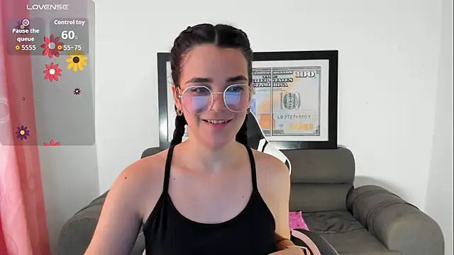 LucianaMoreau online show from March 2026 09:41:01 PM