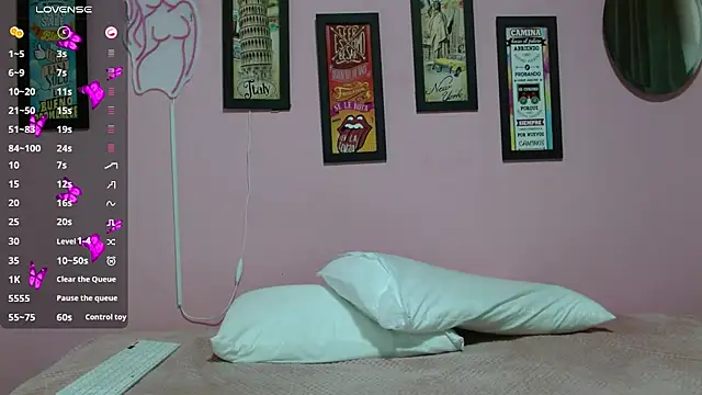 Snapshot of alana-hott chatting on February 2026 02:01:02 PM alana-hott online show from February 2026 02:01:02 PM