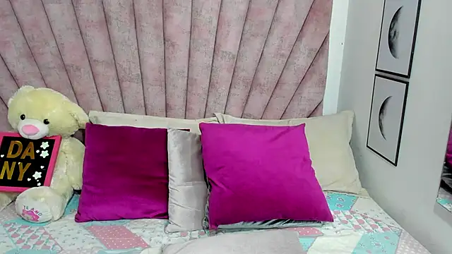 danibellucii  online show from March 2026 02:58:01 AM