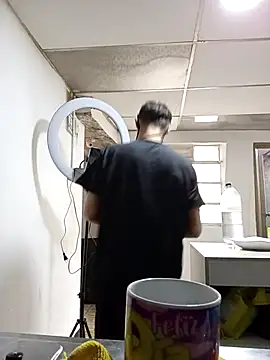 Snapshot of torvyHot chatting on January 2026 07:41:01 PM torvyHot online show from January 2026 07:41:01 PM