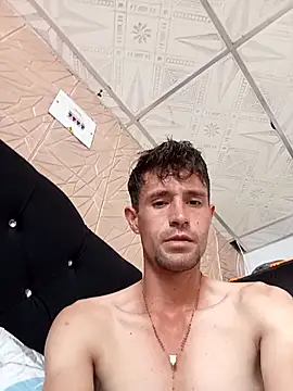 Snapshot of torvyHot chatting on January 2026 05:06:02 PM torvyHot online show from January 2026 05:06:02 PM