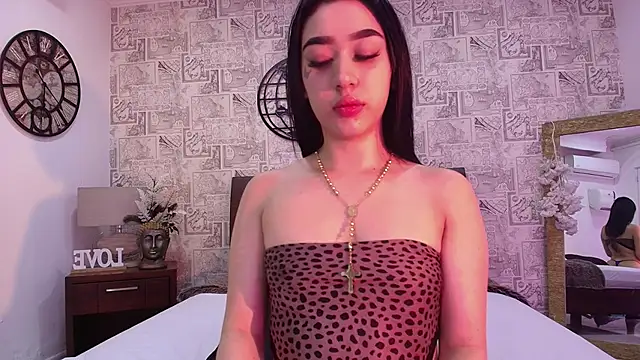 Snapshot of emily_clarkk_ chatting on January 2026 08:02:02 PM emily clarkk online show from January 2026 08:02:02 PM