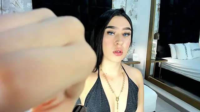 Snapshot of emily_clarkk_ chatting on February 2026 07:11:01 PM emily clarkk online show from February 2026 07:11:01 PM