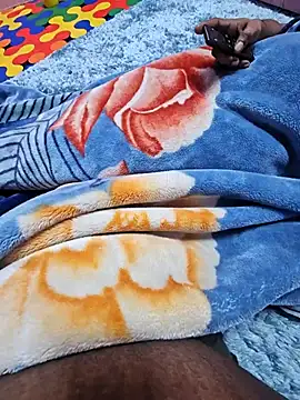 Snapshot of Queen143King143 chatting on January 2026 11:20:02 PM Queen143King143 online show from January 2026 11:20:02 PM