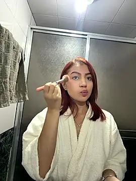 Snapshot of OriannaWolf chatting on January 2026 07:19:02 PM OriannaWolf online show from January 2026 07:19:02 PM