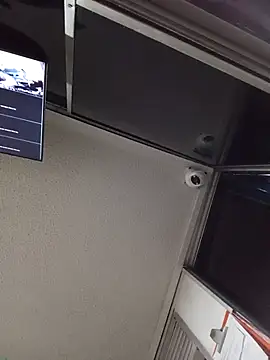 Snapshot of CrIs1dtian3 chatting on January 2026 03:21:02 AM CrIs1dtian3 online show from January 2026 03:21:02 AM