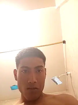 Snapshot of CrIs1dtian3 chatting on February 2026 03:28:02 PM CrIs1dtian3 online show from February 2026 03:28:02 PM