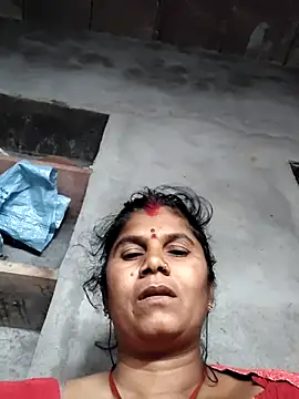 Hot di97 online show from May 2026 09:31:01 PM